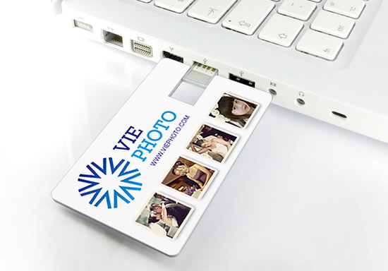 Promover o seu negócio de fotografia com um cartão USB